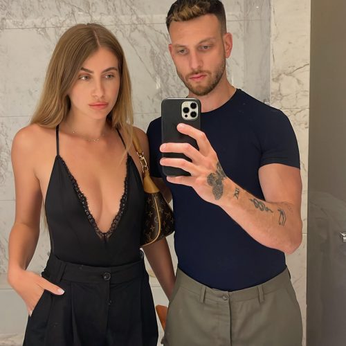 9EE07402-FDF8-4DBF-A2C6-634D4E07B3CF